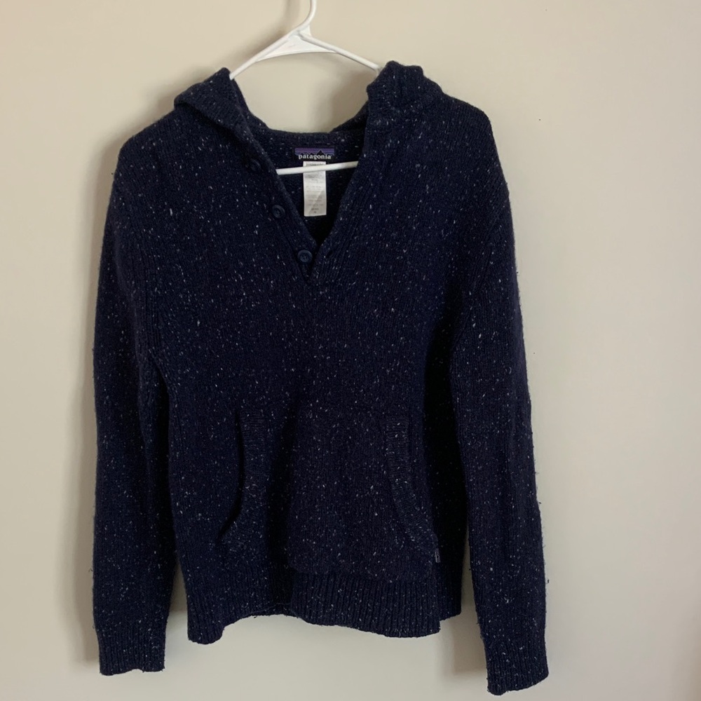 Men’s Navy Blue Hooded Sweater